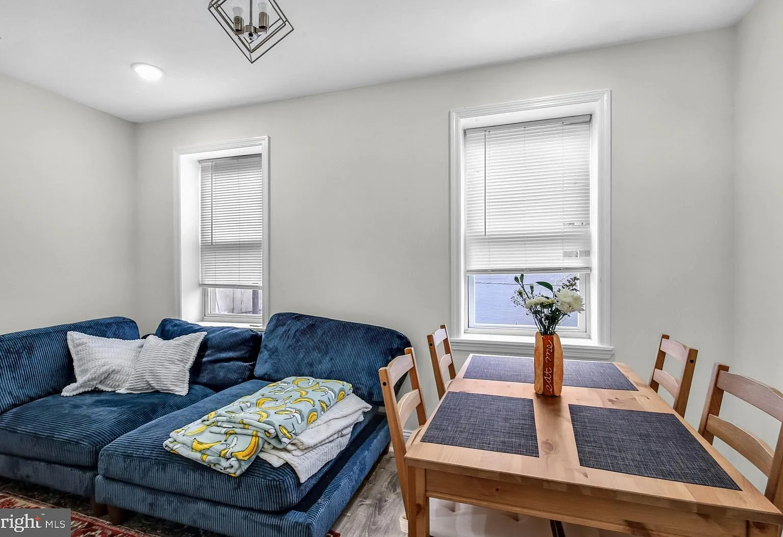 2 bed, 2.0 bath, 1428 sqft, $1,695 — Photo 1