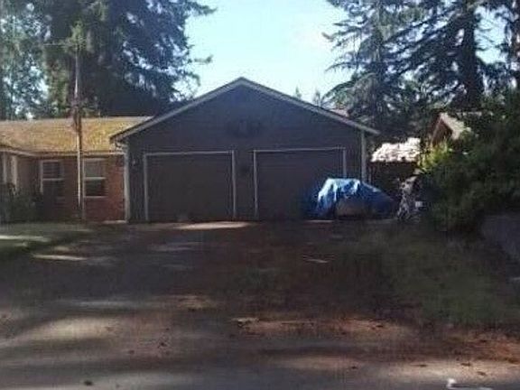 3rd image of 4212 177th Pl NE