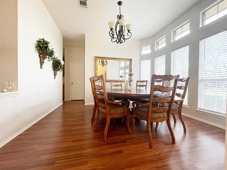 8306 Trail Lake Dr — Photo 36