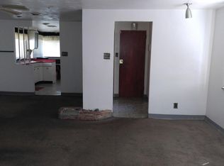 10250 Capitol Dr, Saint Louis, MO 63136
