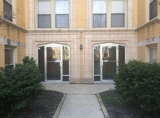 1608 N Luna Ave #2W, Chicago, IL 60639