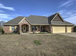 22035 Riverwood Dr, Claremore, OK 74019