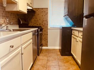 10 Halley Pl SE APT 304, Washington, DC 20032