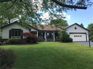 1145 Stonegate Dr, Webster, NY 14580