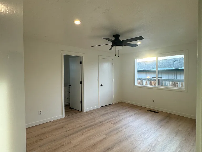 2522 Cedar Links Dr — Photo 16