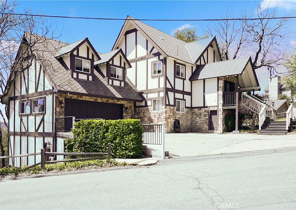 1st image of 1298 Yellowstone Dr