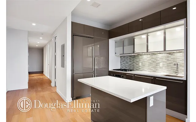 Rented by Douglas Elliman | media 27