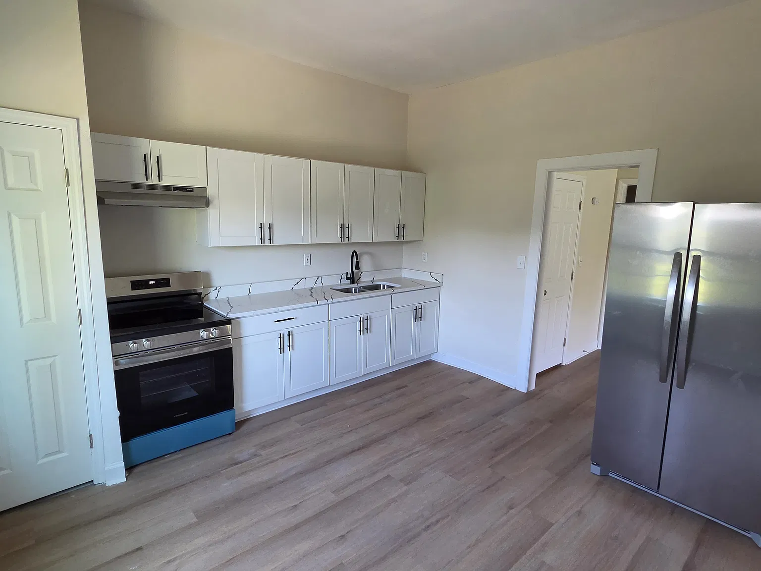 3 bed, 1164 sqft, $1,350 — Photo 3