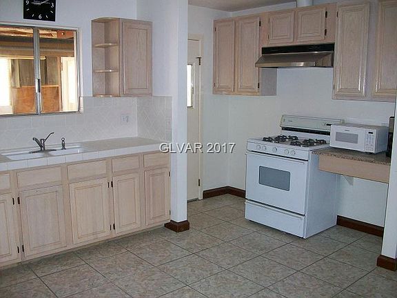 4th image of 5136 New Bedford Dr