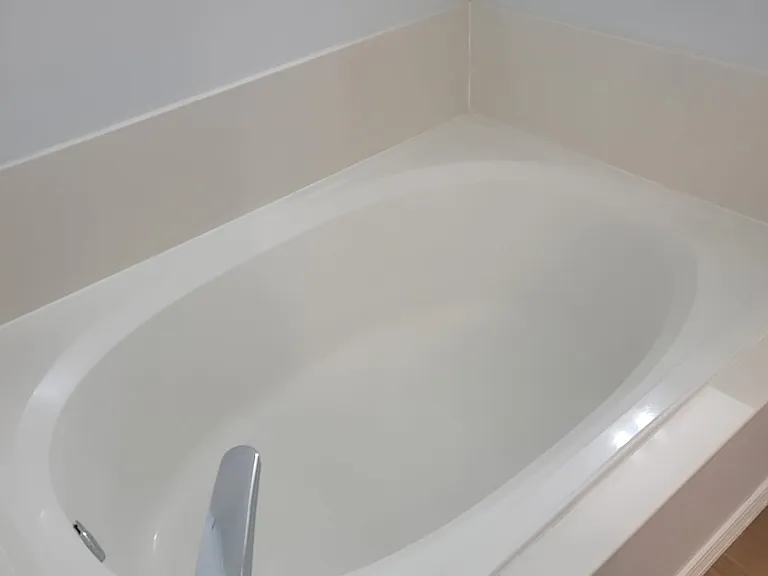 1418 Laguna Ct NE — Photo 36