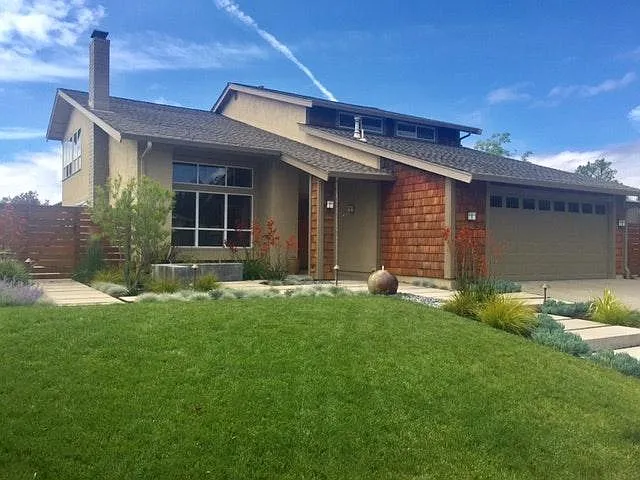 520 Baylor Ct
