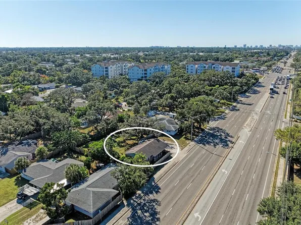 3716 Fruitville Rd, Sarasota, FL 34232