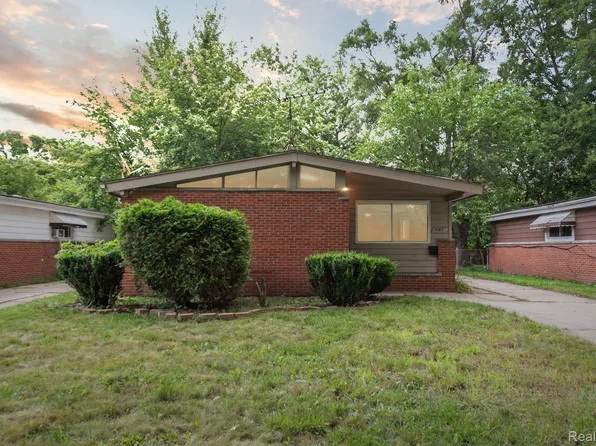 2147 Spring Hill Ave, Inkster, MI 48141