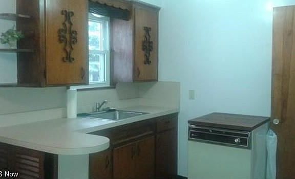 5th image of 5150 W 8th St