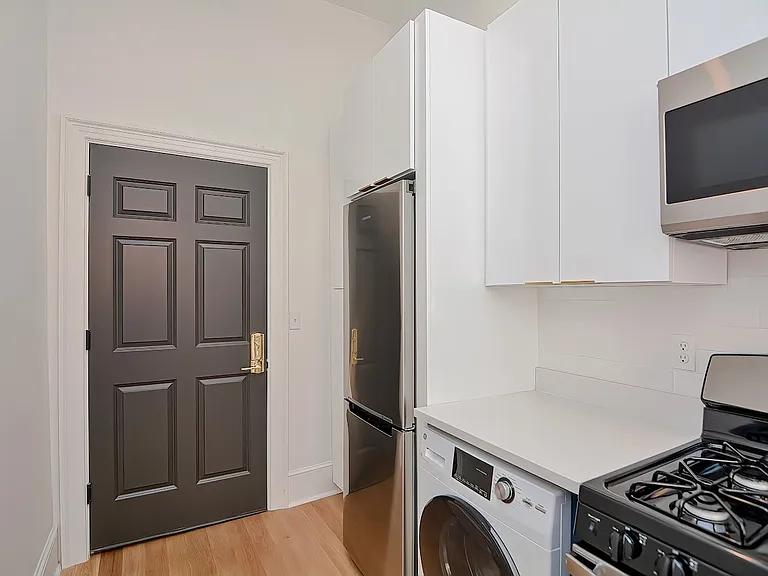244 Weybosset St — Photo 18