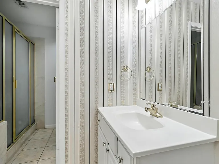 1532 Prairie Grove Dr — Photo 14