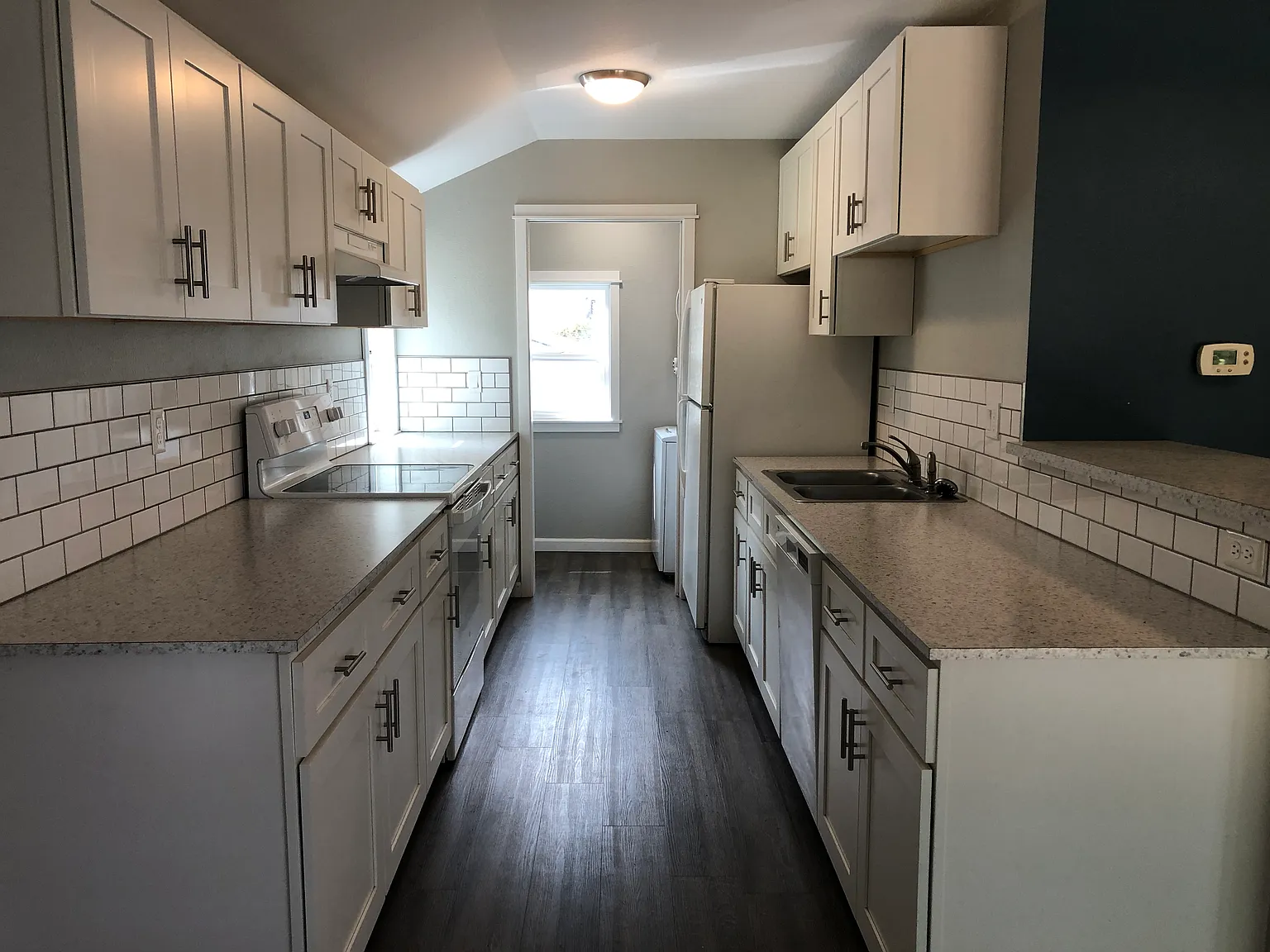 1 bed, 500 sqft, $800 — Photo 2