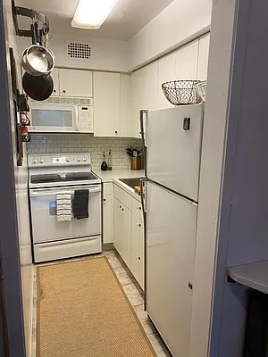 Rented by Allen Harris, LREB | media 15