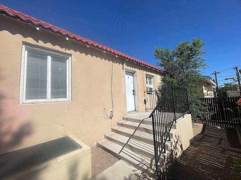 1st image of 1511-1517 Gold Ave SE #10569895