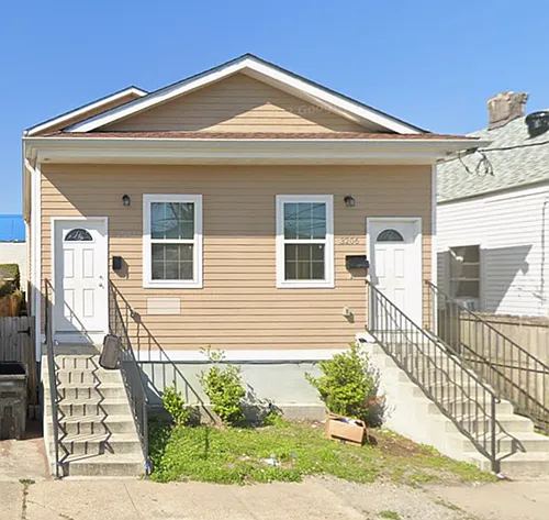3204 2nd St Photo 1