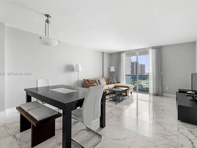 1800 N Bayshore Dr #1806 — Photo 9