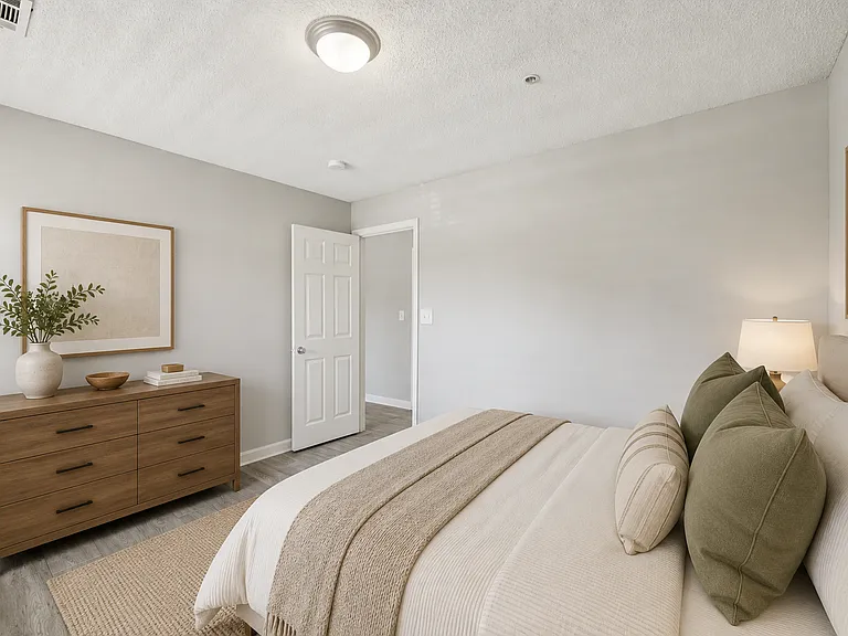 Emerge Oakcrest — Photo 9