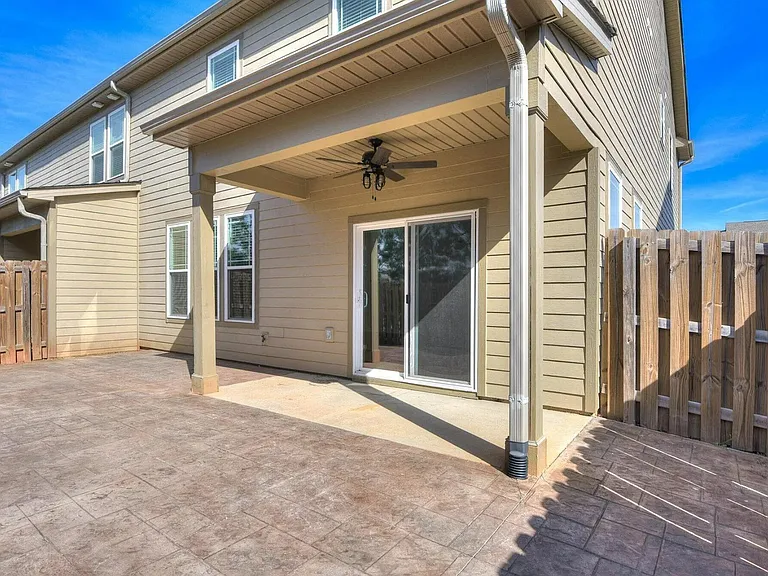 540 Vinings Dr — Photo 39