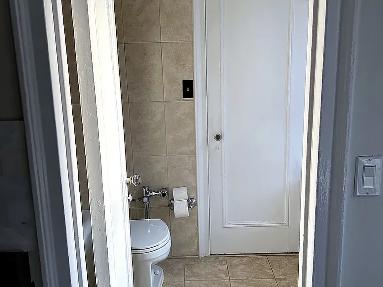 175 W 76th St #12D — Photo 7
