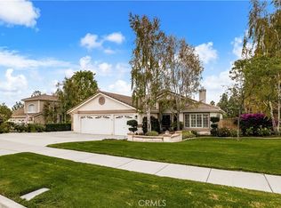 1124 Peppertree Ln, Upland, CA 91784