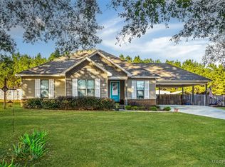 36 Arrow Leaf Trl, Tallassee, AL 36078