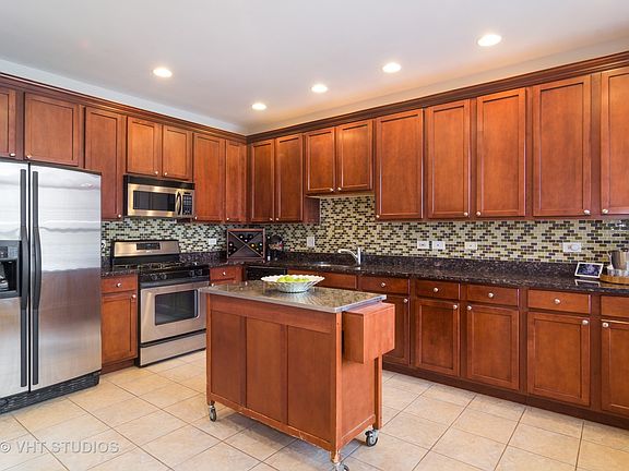 3rd image of 428 W Wood St