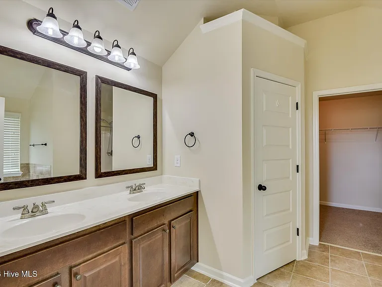 3349 Grove Landing Cir — Photo 20