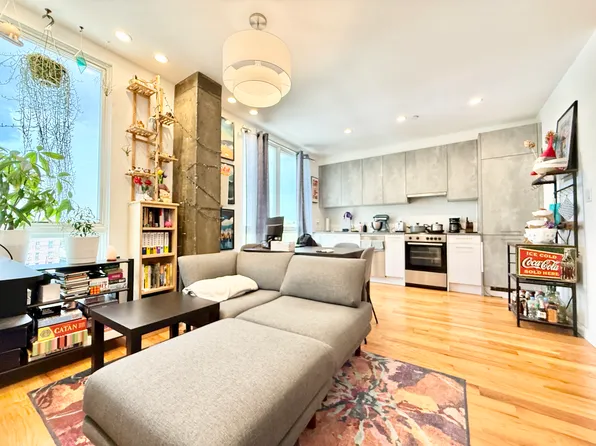 589 E New York Ave #602, Brooklyn, NY 11225