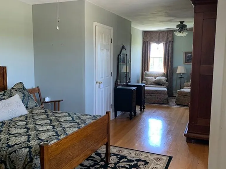18635 Johnsons Pl — Photo 6