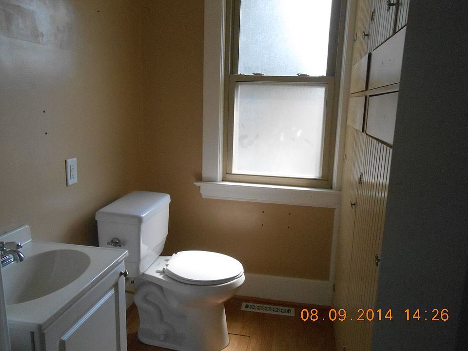 1st image of 205 N Market St