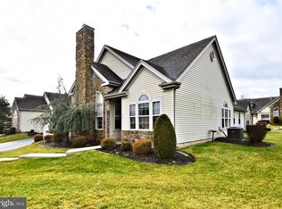 39 Legacy Oaks Dr, Richboro, PA 18954