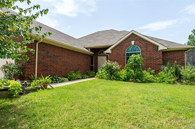 1st image of 4415 Randall Ct
