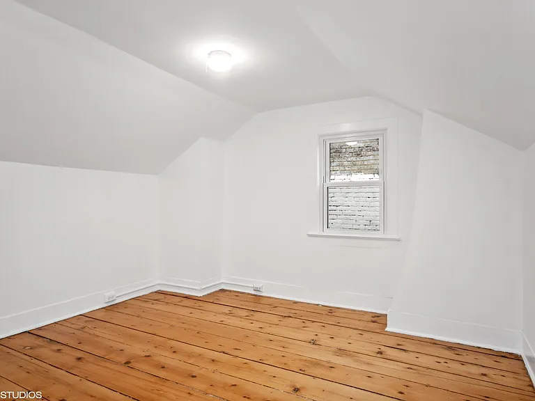 145 Chambers St — Photo 14