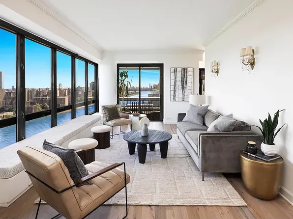 530 East 76th Street image 1 of 10