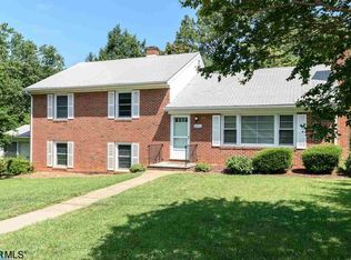 2315 Greenbrier Dr, Charlottesville, VA