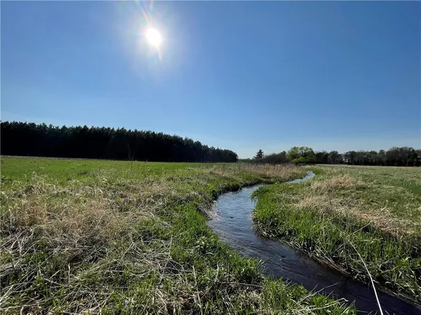 00 CHT VV, Ridgeland, WI 54772