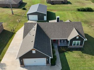 216 E Willis Rd, Tahlequah, OK 74464