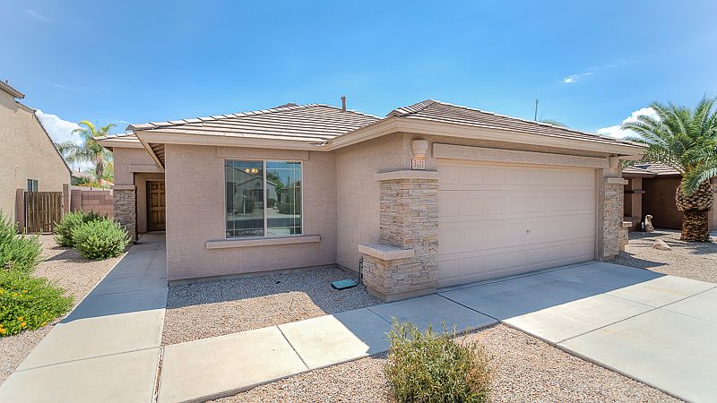 1st image of 3101 E Cherry Hills Pl
