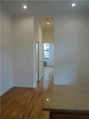 Rented by Veracity NYC LLC | media 17