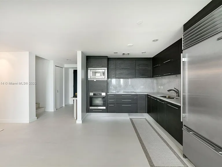 900 Biscayne Blvd #905 — Photo 10