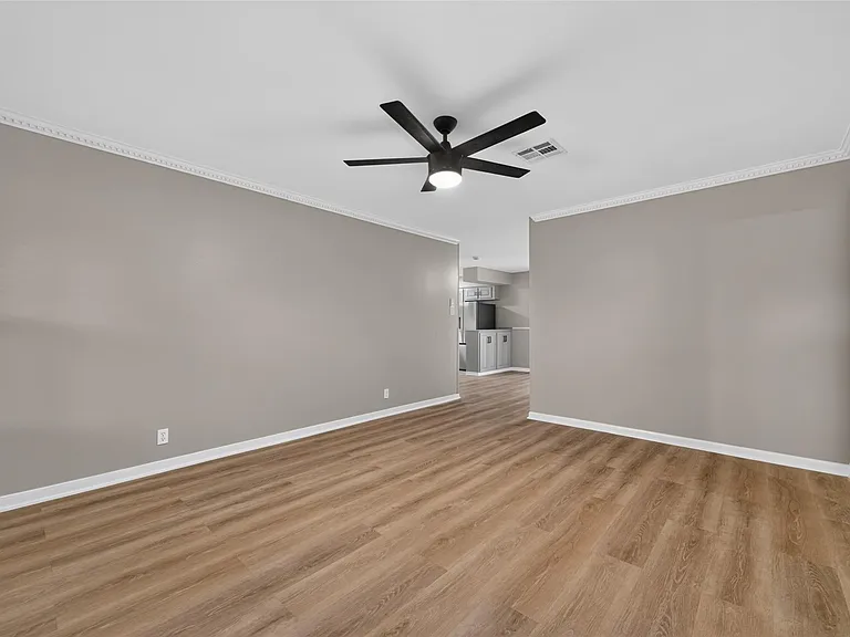 9614 Hammerly Blvd — Photo 10