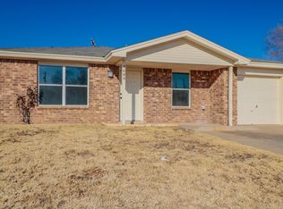 4644 Fordham St, Lubbock, TX 79416