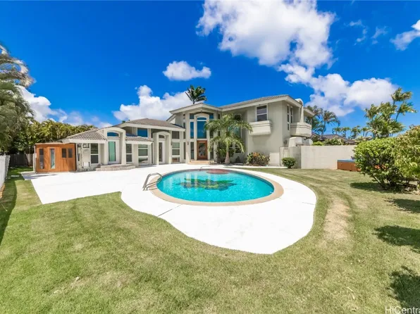629 Ulili St, Honolulu, HI 96816