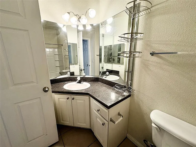 4802 51st St W #102 — Photo 11