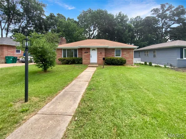 614 Conover Ln, Saint Louis, MO 63126